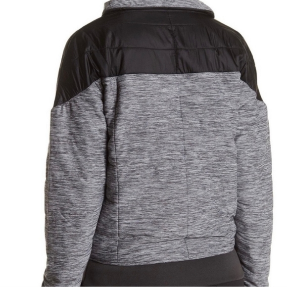 NWT- The North Face Pseudio Performance Training Pullover - Picture 2 of 14